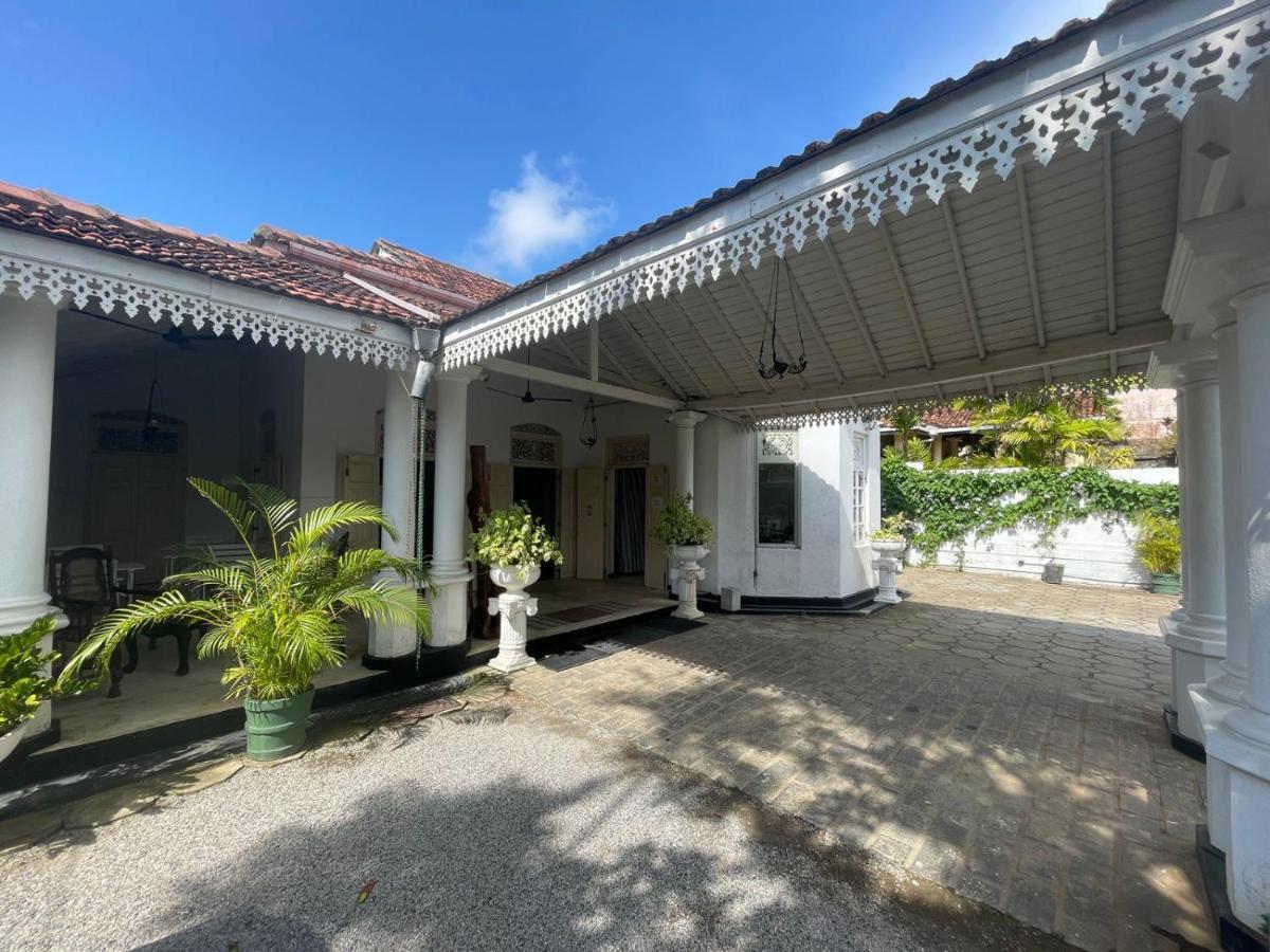 Beverly Villa مافونت لافينيا المظهر الخارجي الصورة
