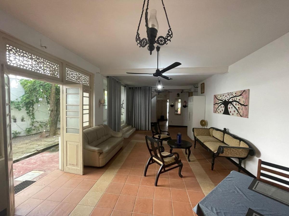 Beverly Villa مافونت لافينيا المظهر الخارجي الصورة